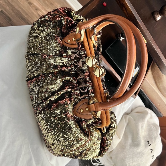 ✅❤️Rare✅Iconic MARC JACOBS
Bronze Sequined New York Rocker Stam Bag✅❤️ - Picture 3 of 15